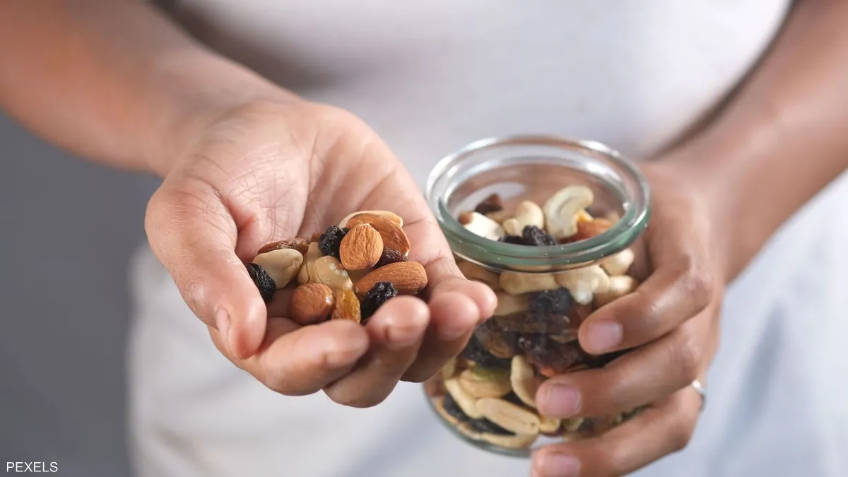 المكسرات وضغط الدم.. ارتباط ترصده دراسة جديدة