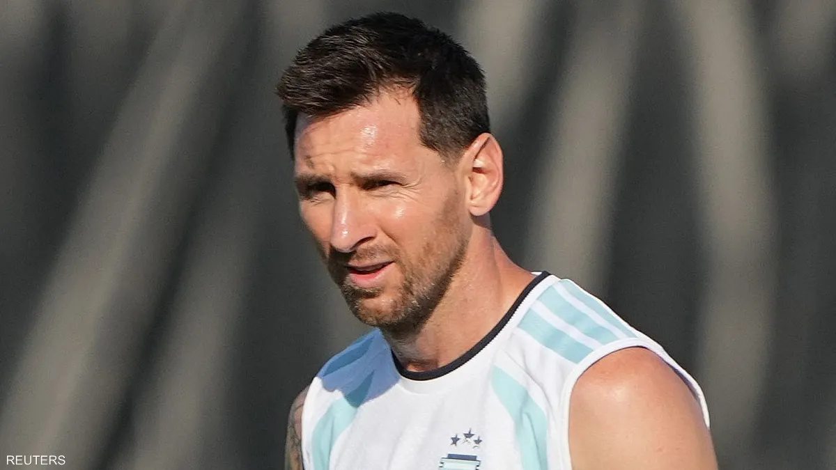 تقرير يثير الجدل.. هل يعتزل ميسي في 2026؟
